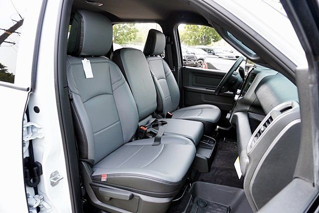 New 2026 Bright White Clear-Coat Exterior Paint RAM Tradesman image 16