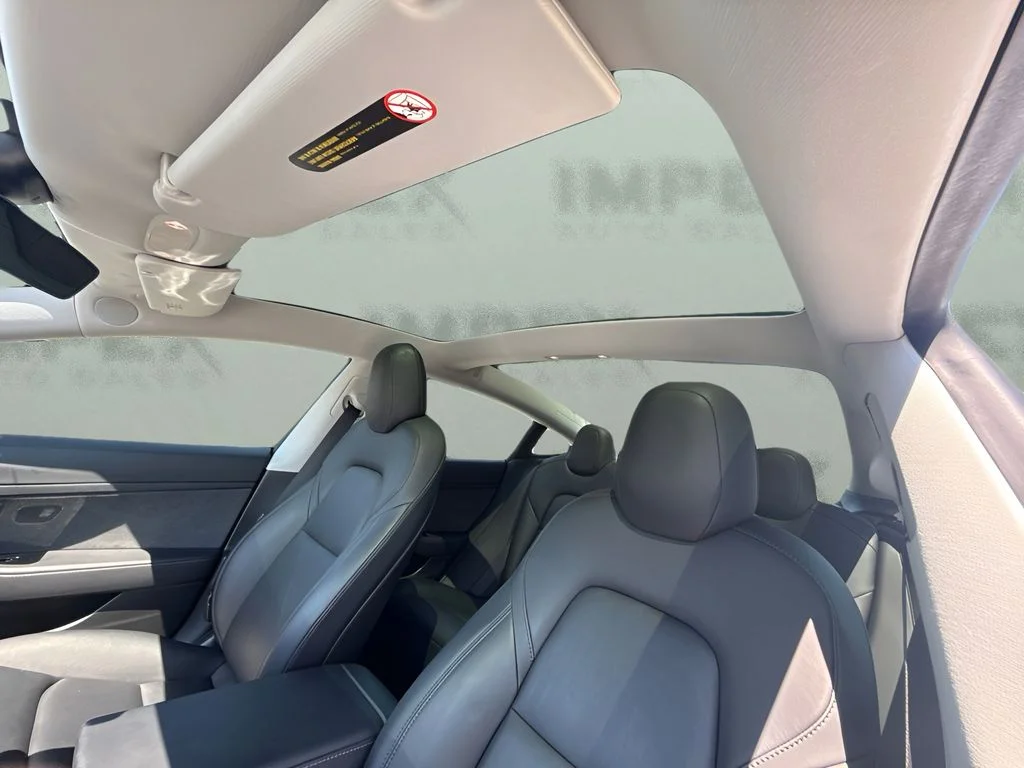 Used 2020 White Tesla Standard Range Plus image 6