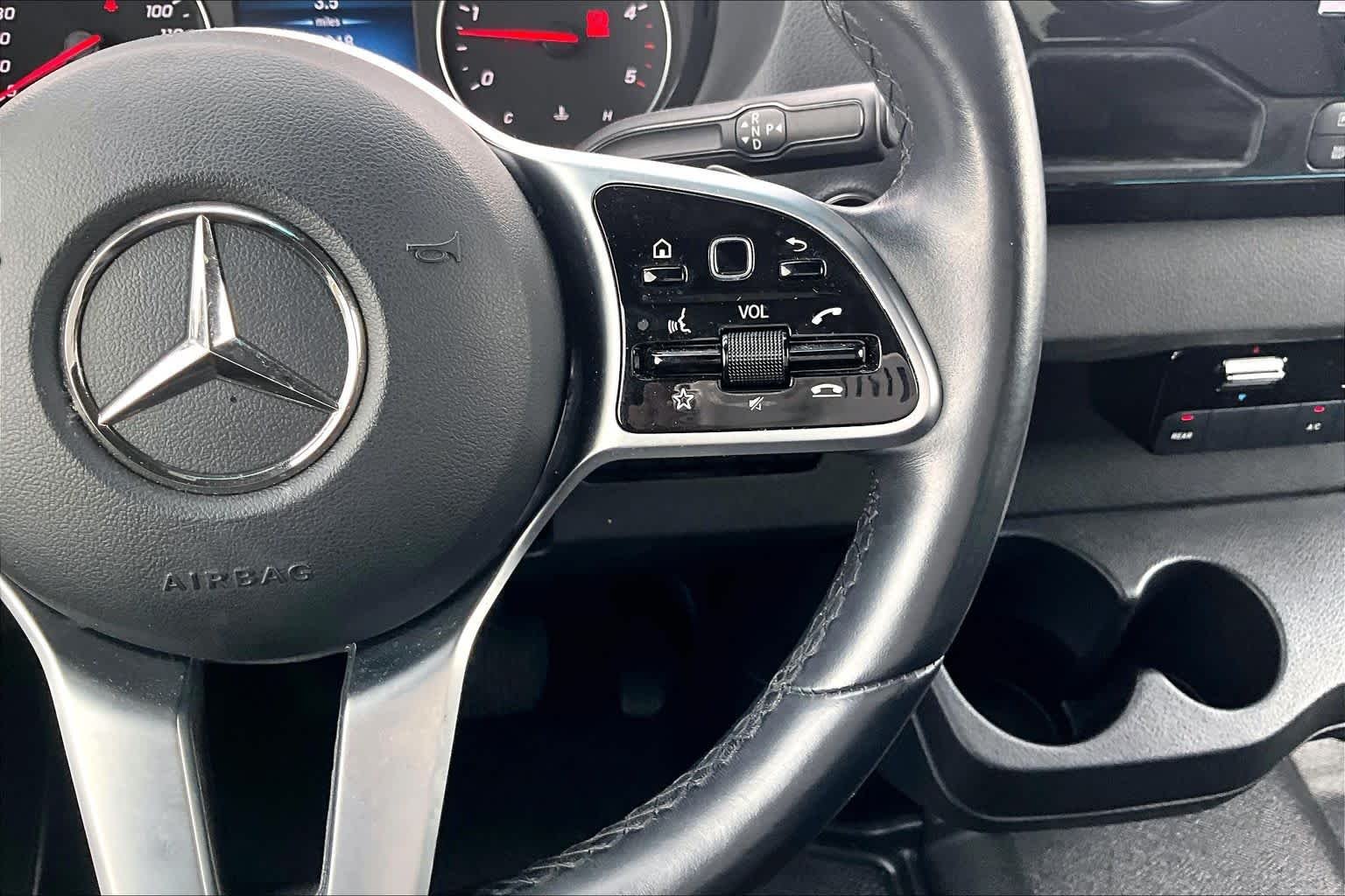 Used 2022 Obsidian Black Metallic Mercedes-Benz  image 27