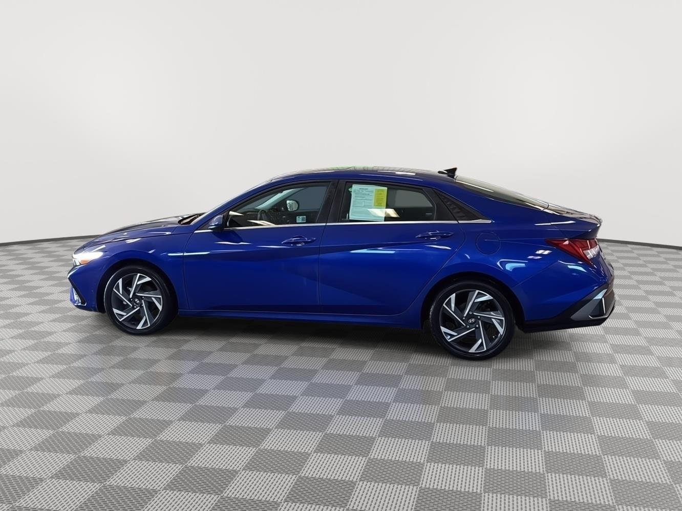 Used 2024 Intense Blue Hyundai SEL image 8