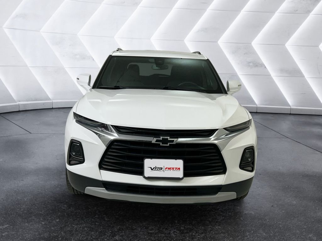 Used 2021 White Chevrolet LT image 2