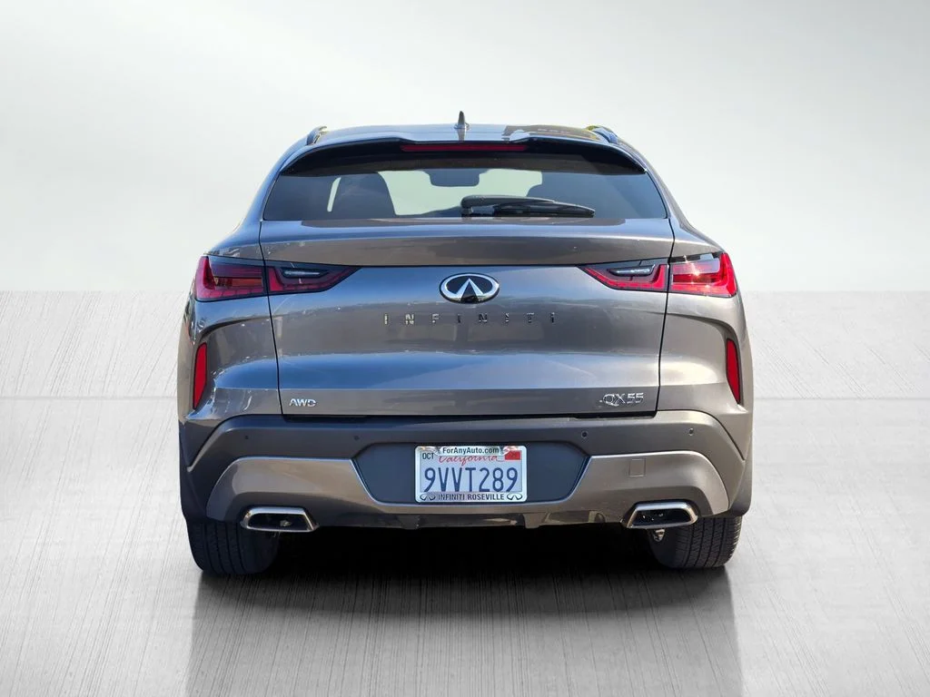 Certified Used 2025 Graphite Shadow INFINITI LUXE image 5