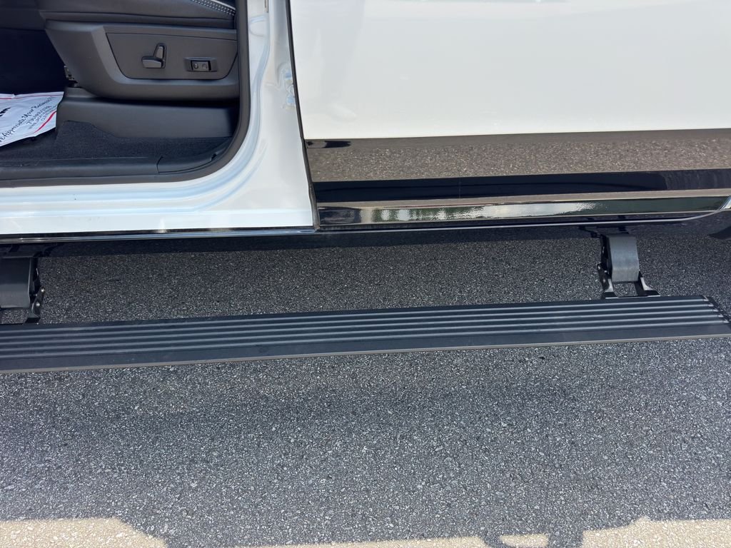 Used 2025 Bright White Clearcoat Ram Rebel image 23