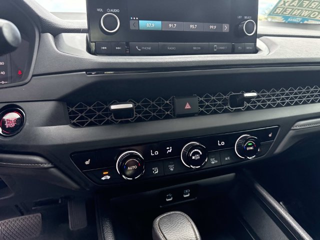 2025 Honda Accord SE - Photo 26
