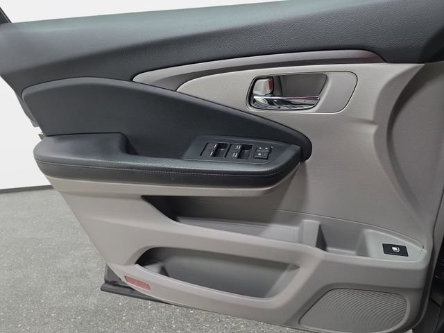 Used 2020 Gray Honda EX image 25