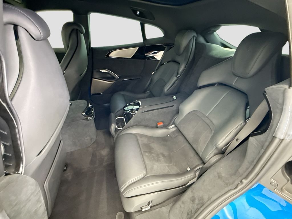 Used 2023 Blu Corsa Ferrari  image 20