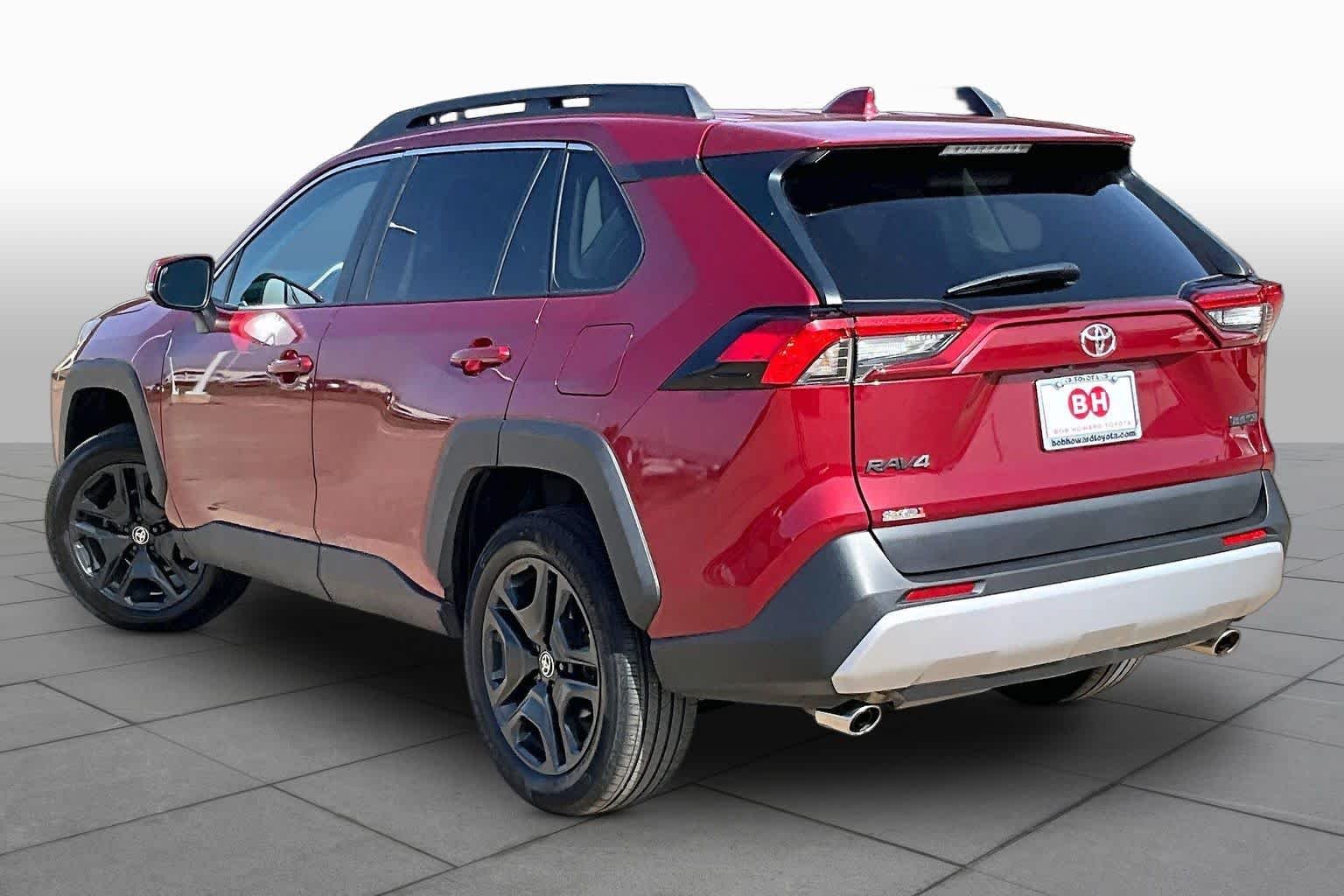 Used 2024 Ruby Flare Pearl Toyota Adventure image 12
