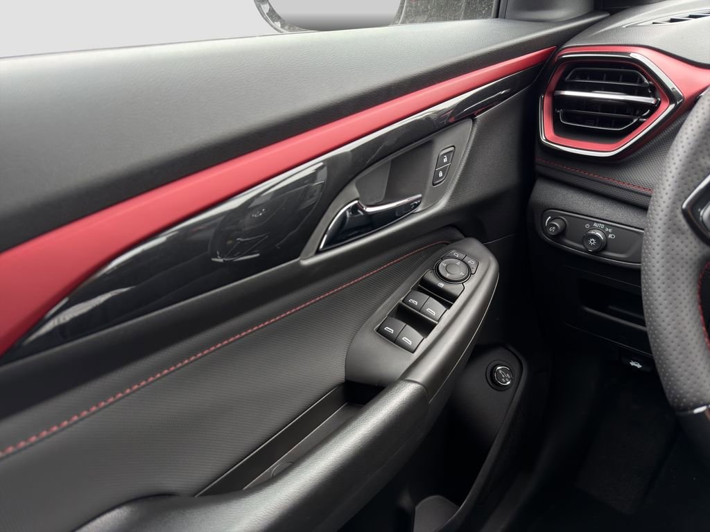 New 2026 Mosaic Black Metallic Chevrolet RS image 25
