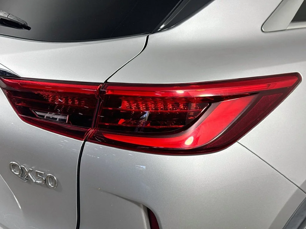 Certified Used 2019 Silver INFINITI ESSENTIAL image 35
