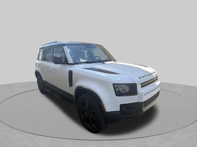 Certified Used 2026 Fuji White Land Rover S image 3