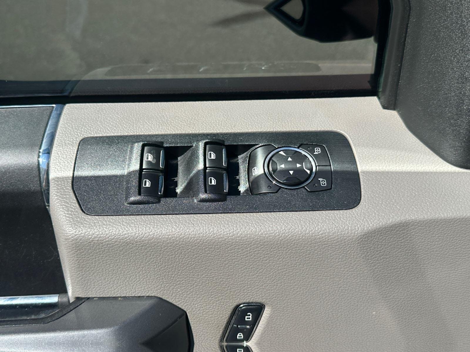 Used 2018 Ingot Silver Metallic Ford XLT image 14