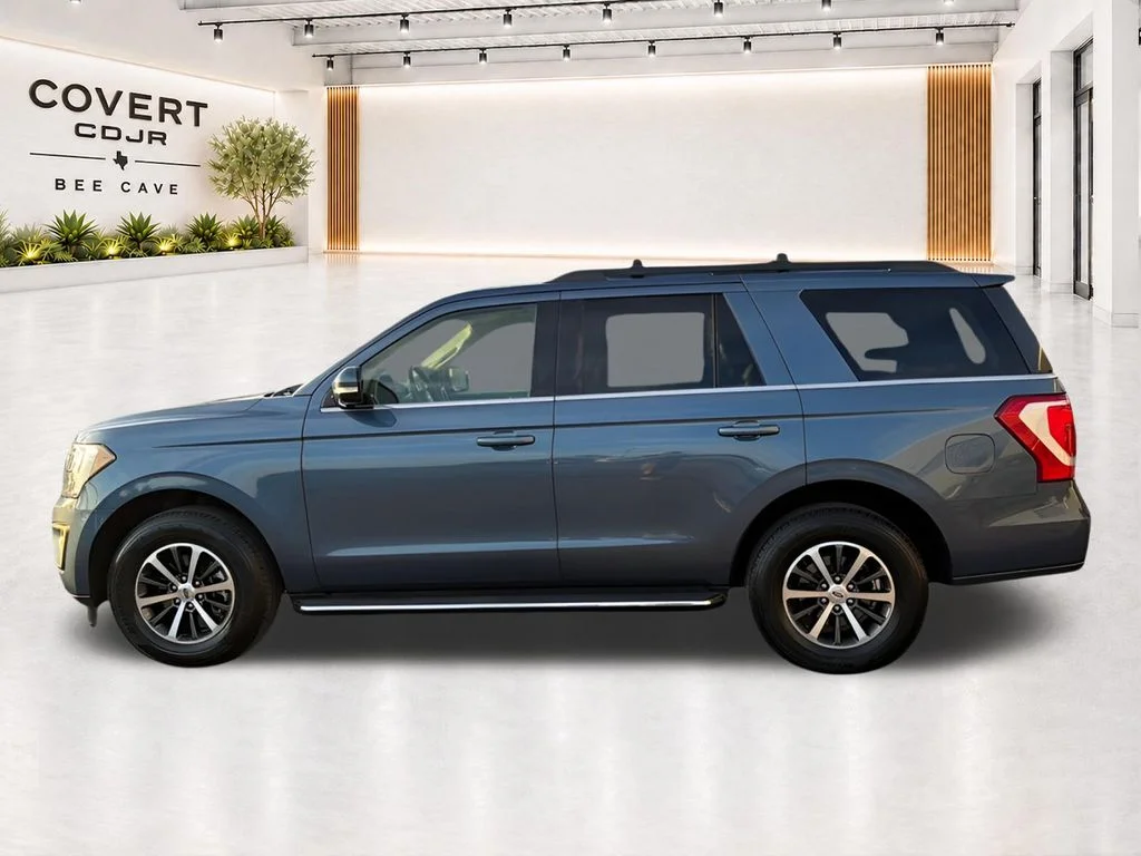 Used 2018 Blue Ford XLT image 10