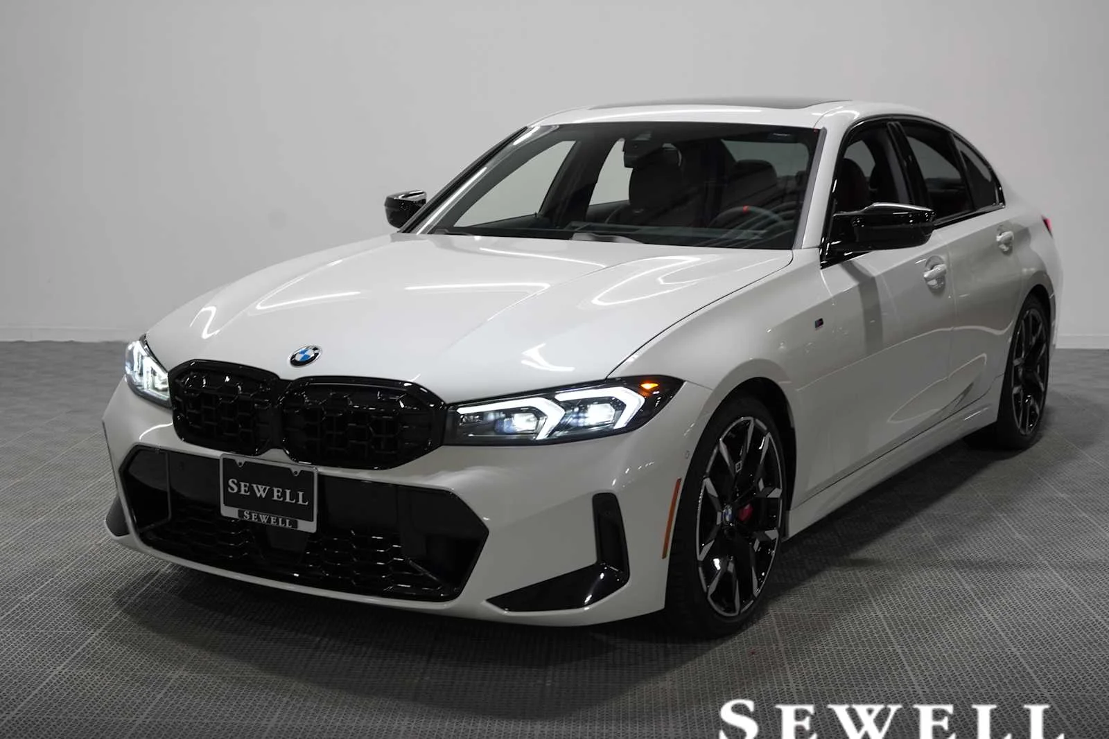2025 BMW 3 Series M340i Sedan's photo