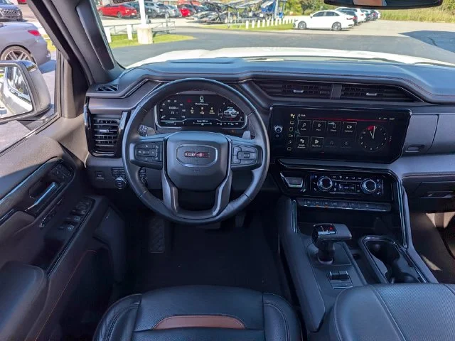 Used 2023 White GMC AT4 image 29