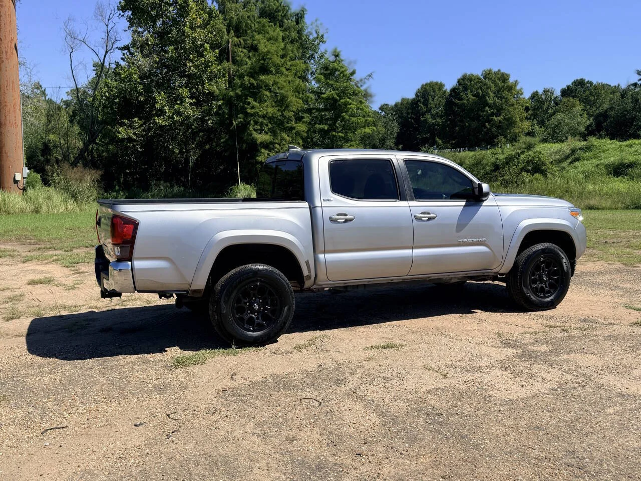 Used 2019 Silver Toyota SR5 V6 4x2 4dr Double Cab 5.0 ft SB image 6