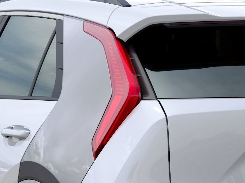 New 2026 Snow White Pearl Kia WAVE image 11