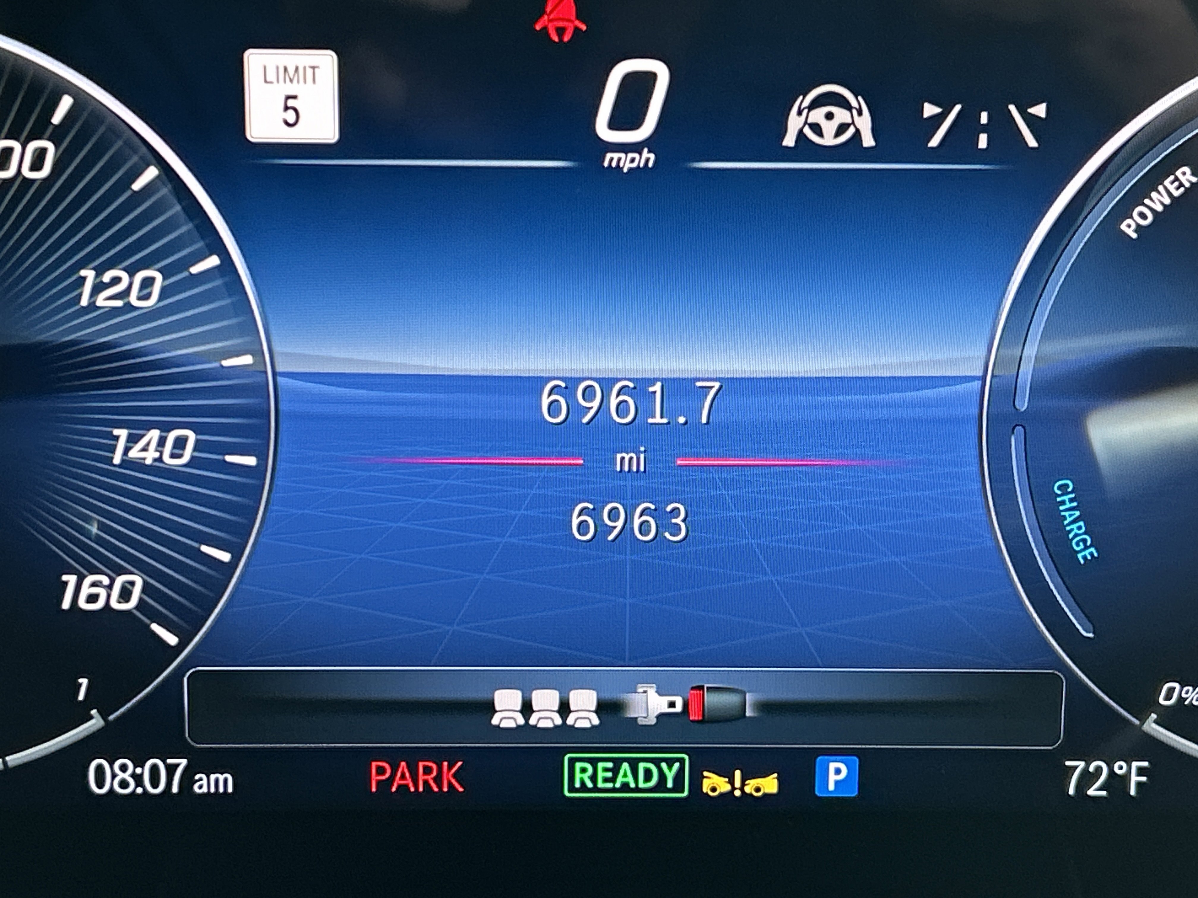 Certified Used 2025 Polar White Mercedes-Benz GLE 450e 4MATIC® SUV image 39