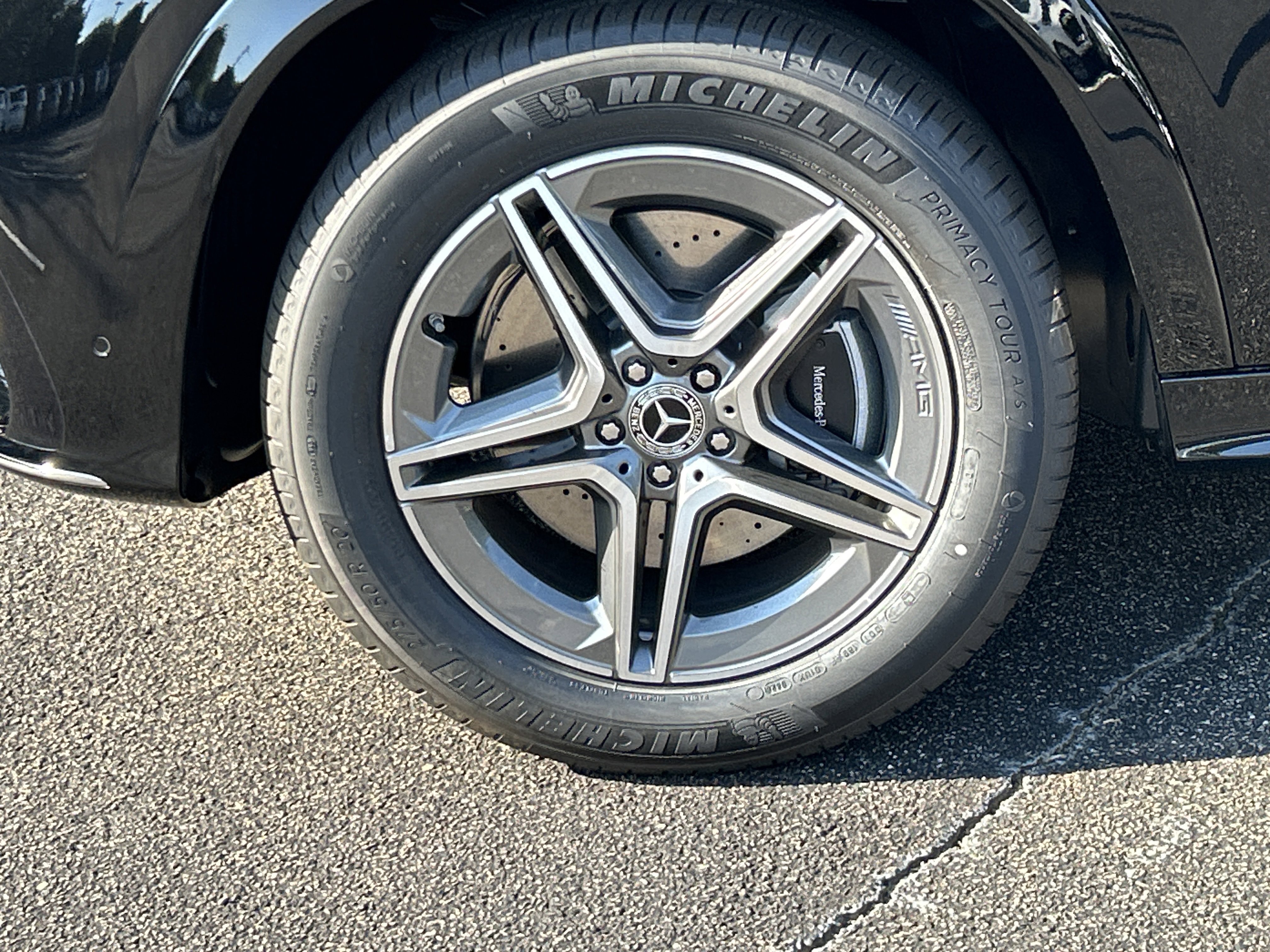 New 2026 Black Mercedes-Benz GLE 450 4MATIC® SUV image 14