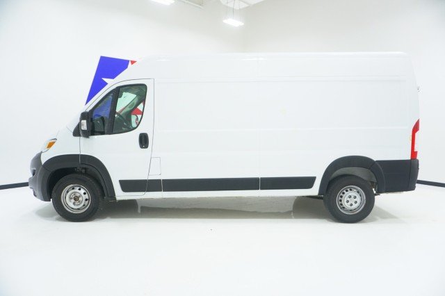 Used 2025 WHITE Ram Tradesman image 11