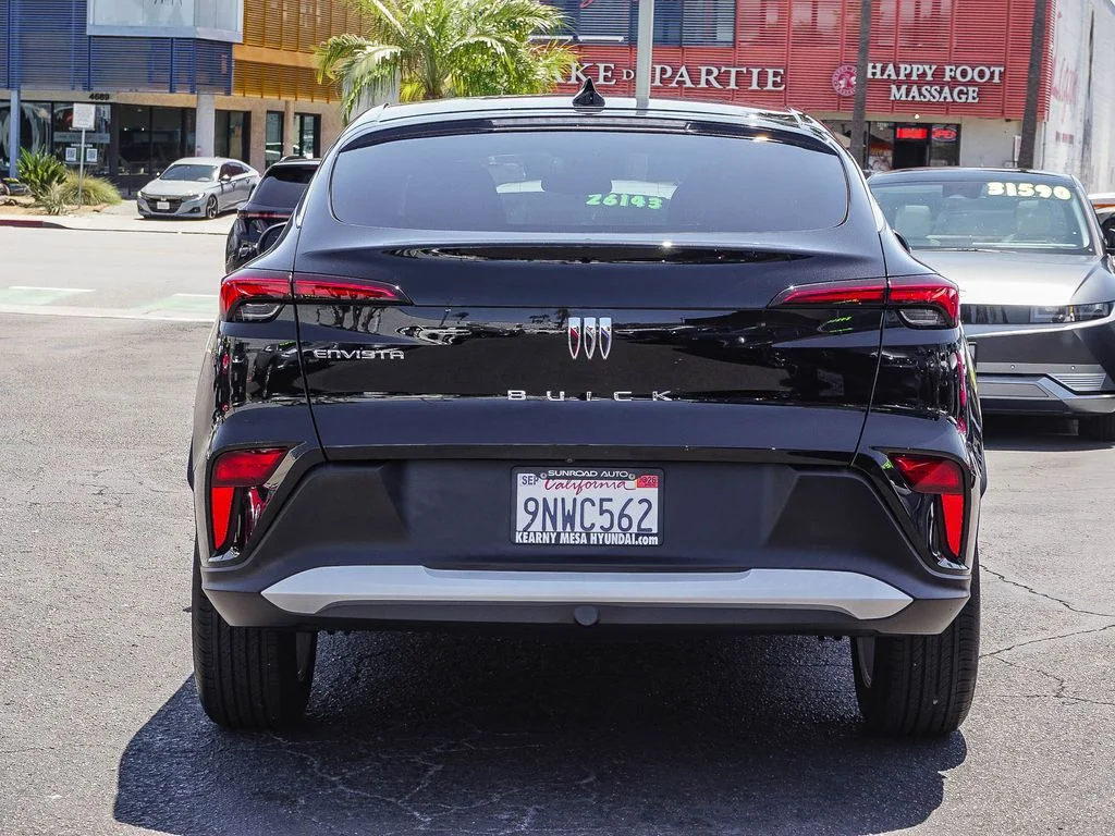 Used 2024 Black Buick Preferred image 5