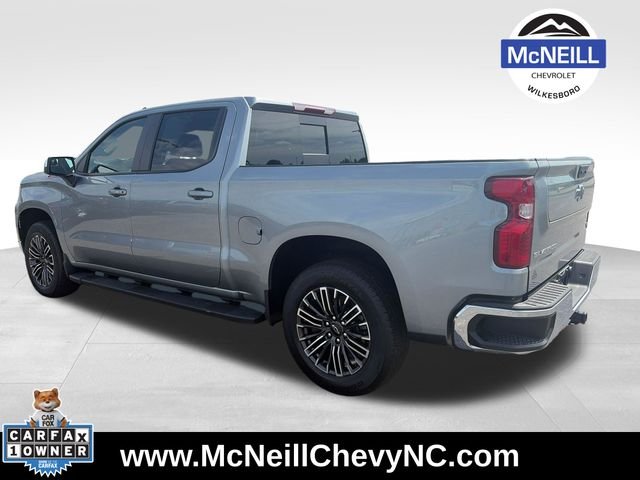 Used 2024 Gray Chevrolet LT image 6