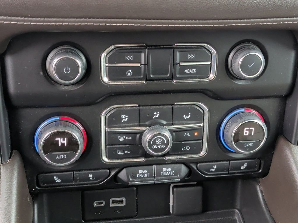 Used 2022 Gray Chevrolet LT image 30
