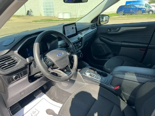 Used 2023 Gray Ford Active image 34