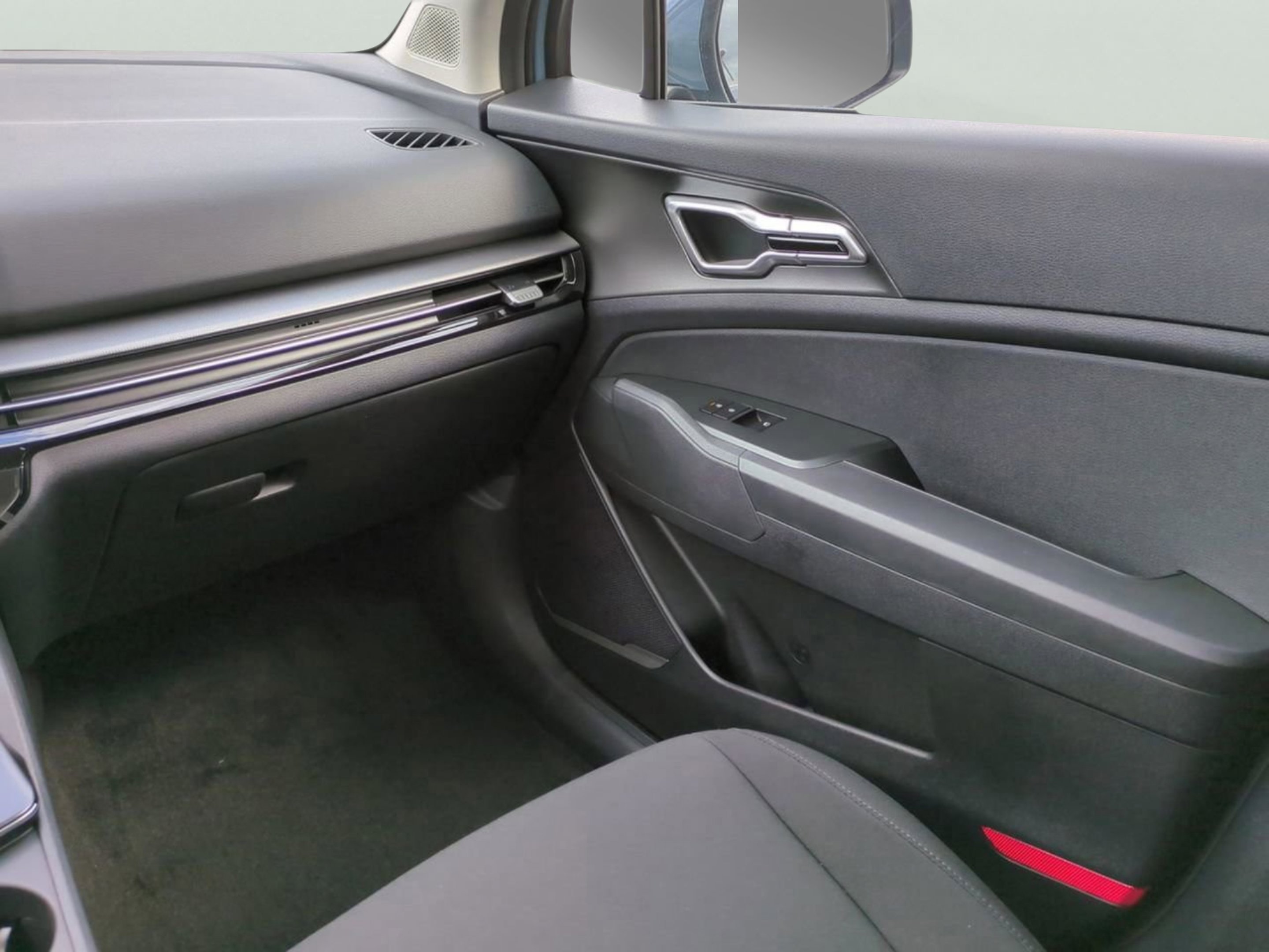 New 2026 Snow White Pearl Kia S image 18