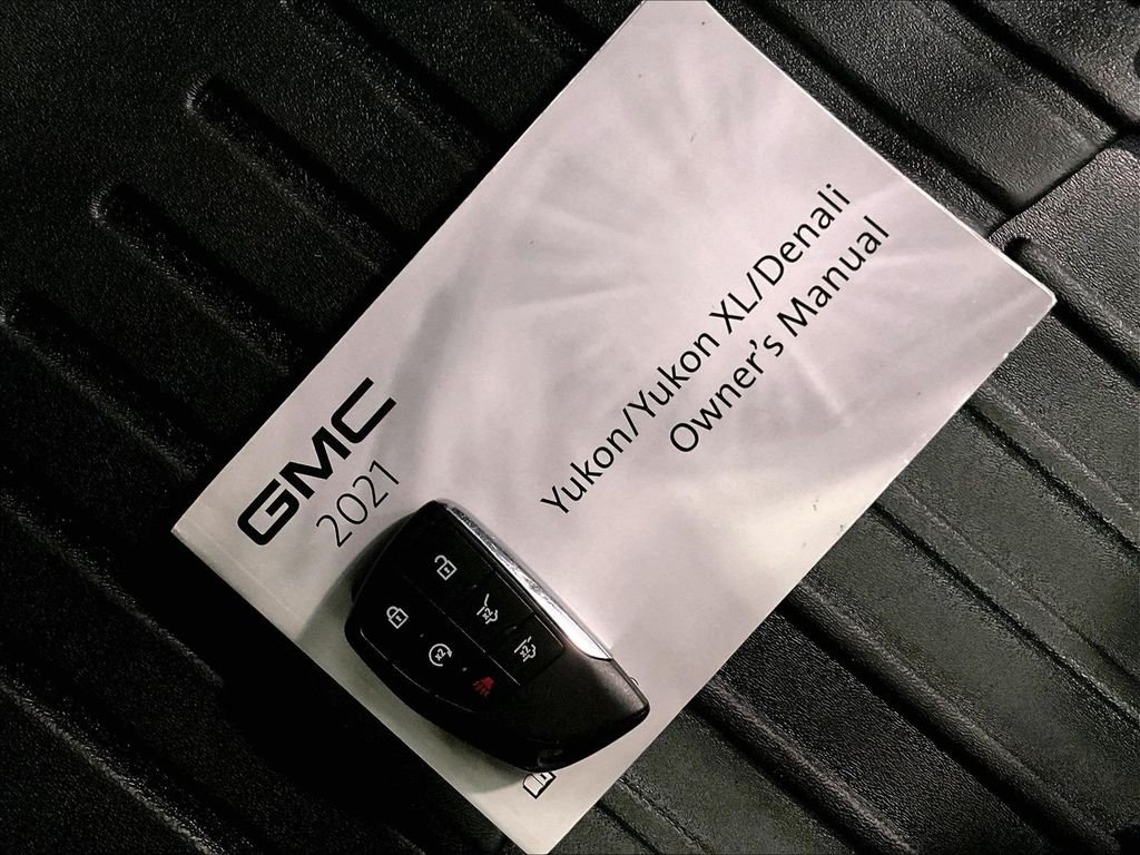 Used 2021 Gray GMC AT4 image 32
