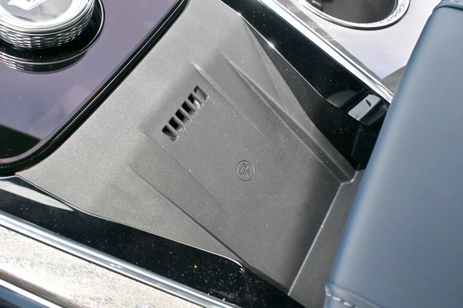 2026 Cadillac Escalade IQL Premium Sport - Photo 13