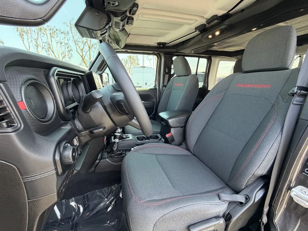 Certified Used 2025 Gray Jeep Rubicon image 9