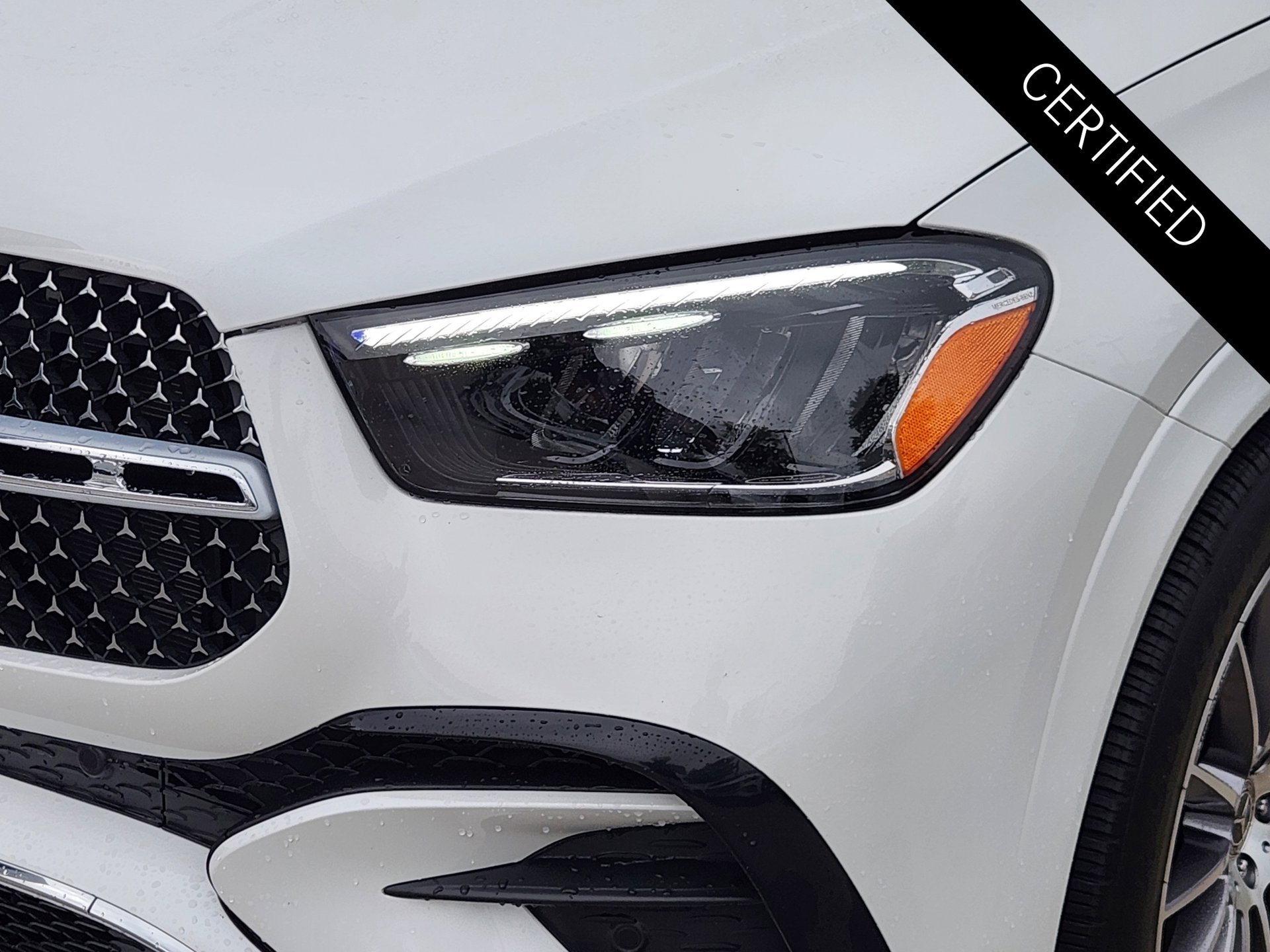 Certified Used 2026 MANUFAKTUR Moonlight White Metallic Mercedes-Benz GLE 450 image 11