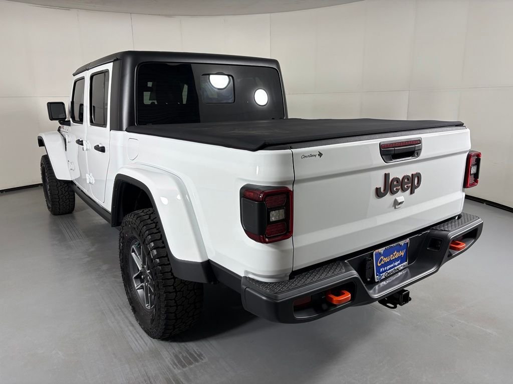 New 2026 Bright White Clearcoat Jeep Mojave image 6