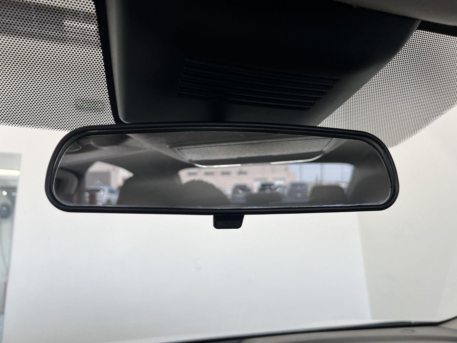 2022 Nissan Sentra SV - Photo 23