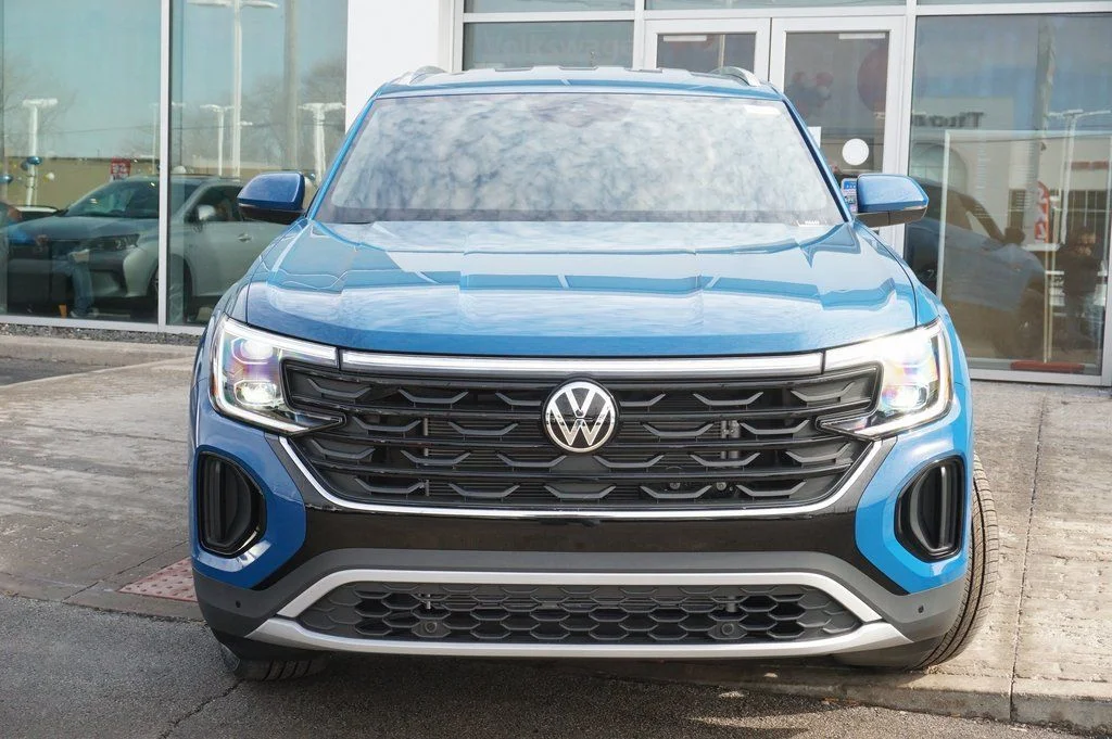 New 2026 Blue Volkswagen 2.0T SE w/Technology image 5