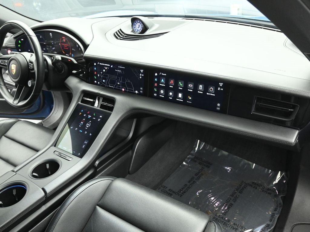 2024 PORSCHE TAYCAN - Image 28