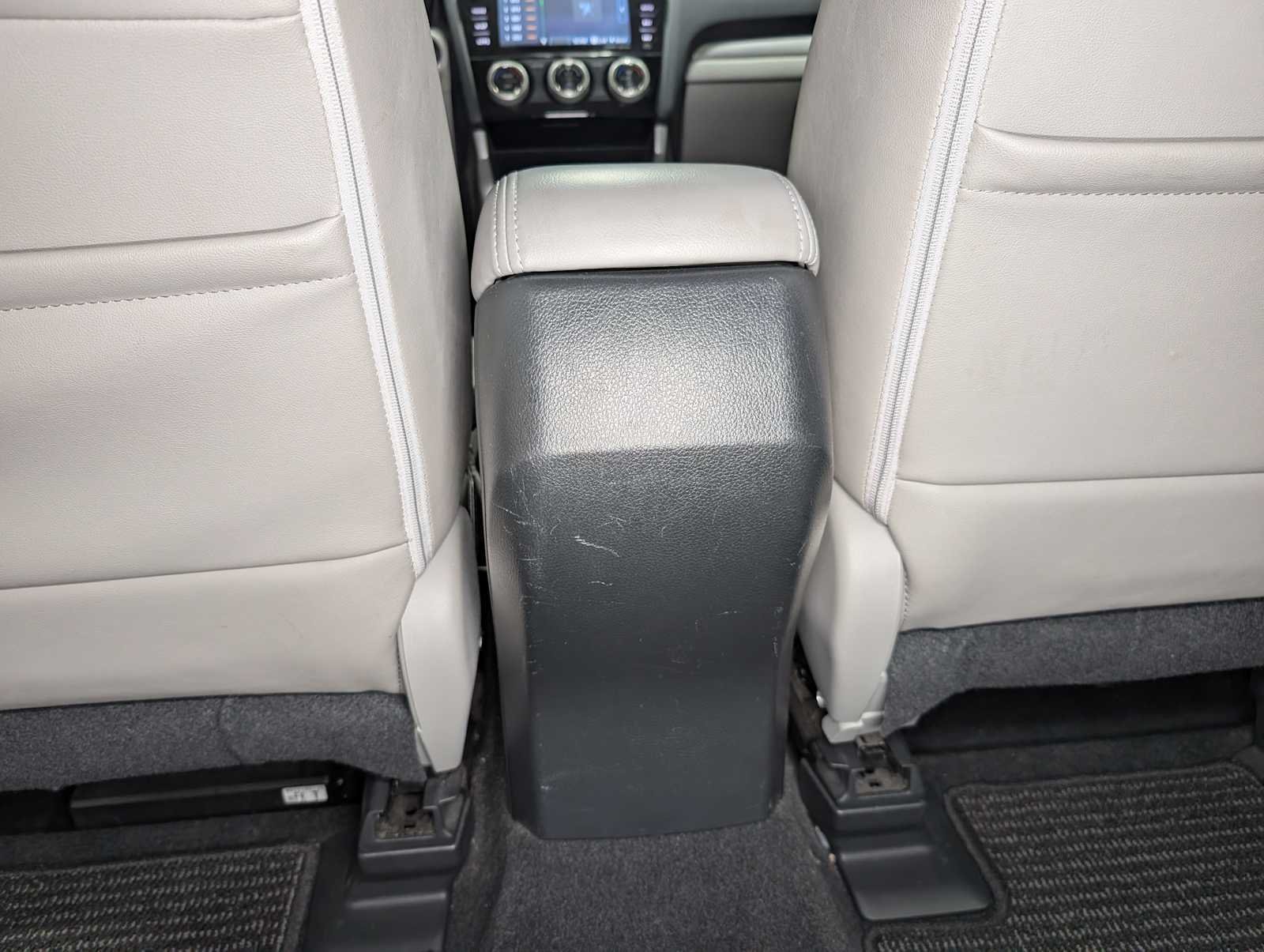 Used 2016 Ice Silver Metallic Subaru 2.5i Touring image 21