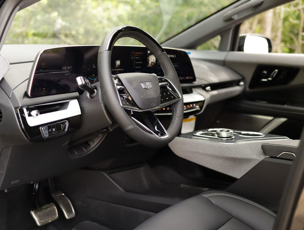 2026 Cadillac OPTIQ Sport - Photo 9