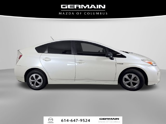 Used 2012 White Toyota Three image 7