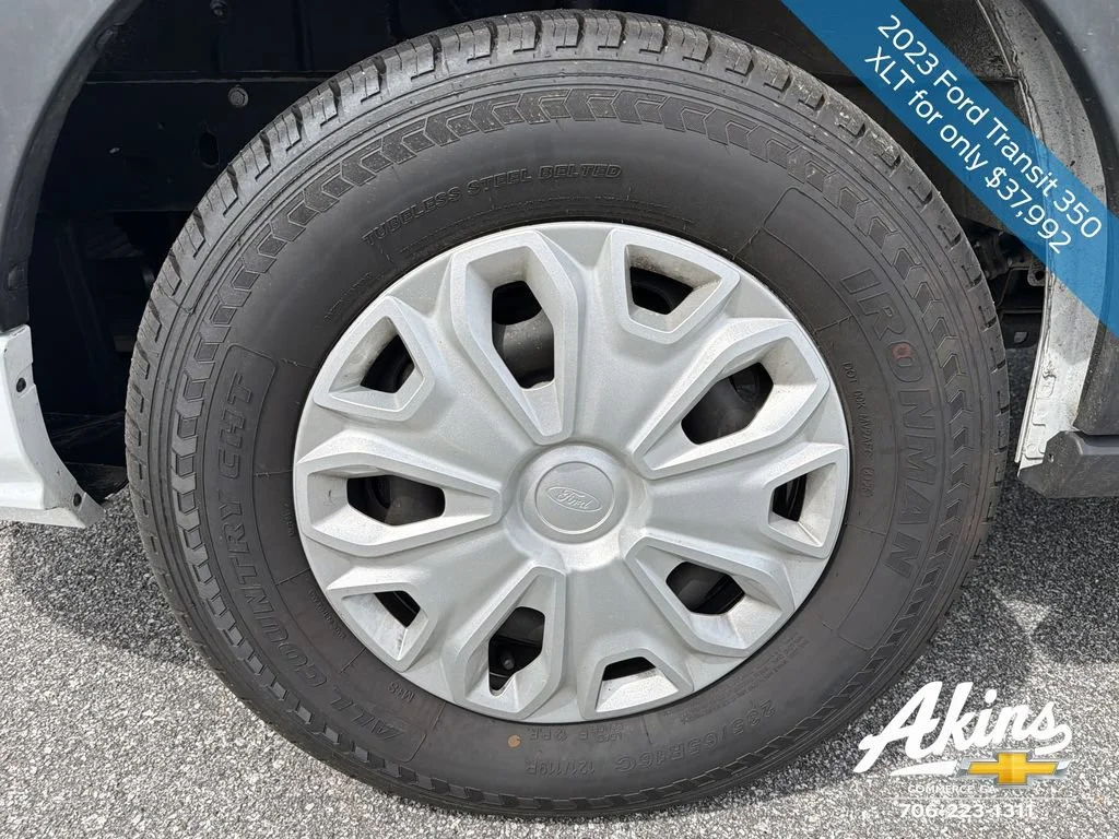 Used 2023 White Ford XL image 12