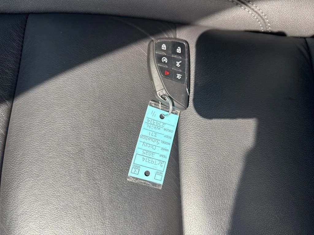 Used 2025 Beige Chevrolet Z71 image 40