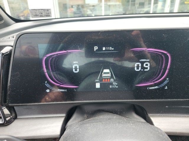 Certified Used 2024 Wolf Gray Kia X-Line image 6