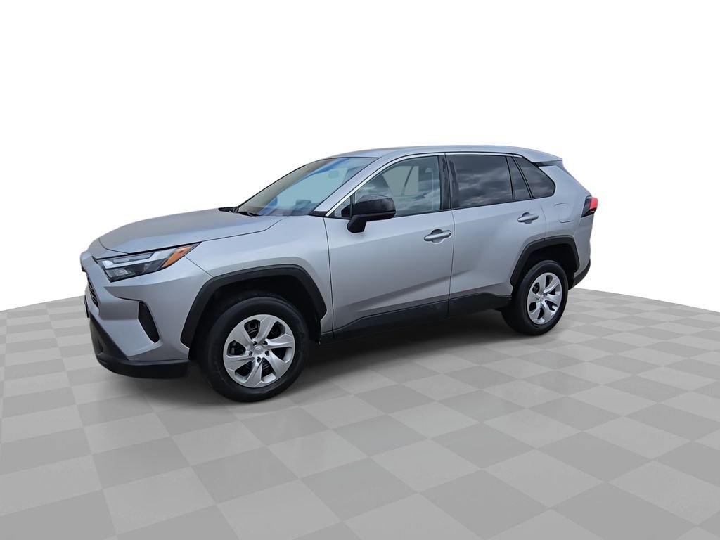 Used 2023 Silver Toyota LE image 4