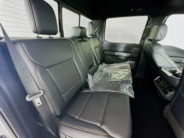 New 2026 Star White Metallic Tri-Coat Ford Lariat image 27