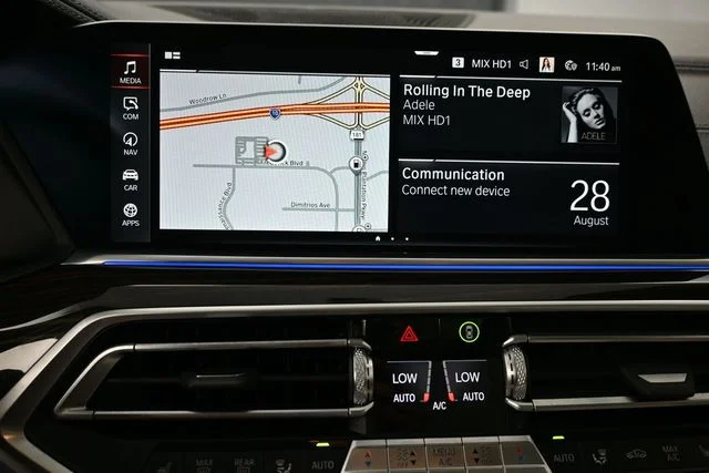 Used 2020 Black BMW sDrive40i image 39