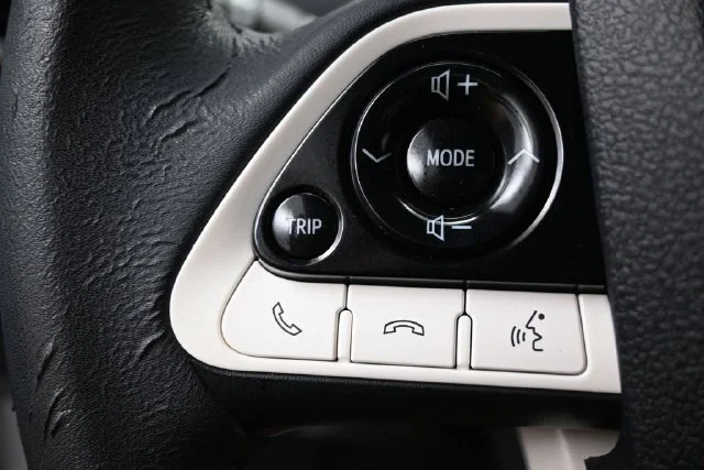 Used 2016 Silver Toyota Four Touring image 20