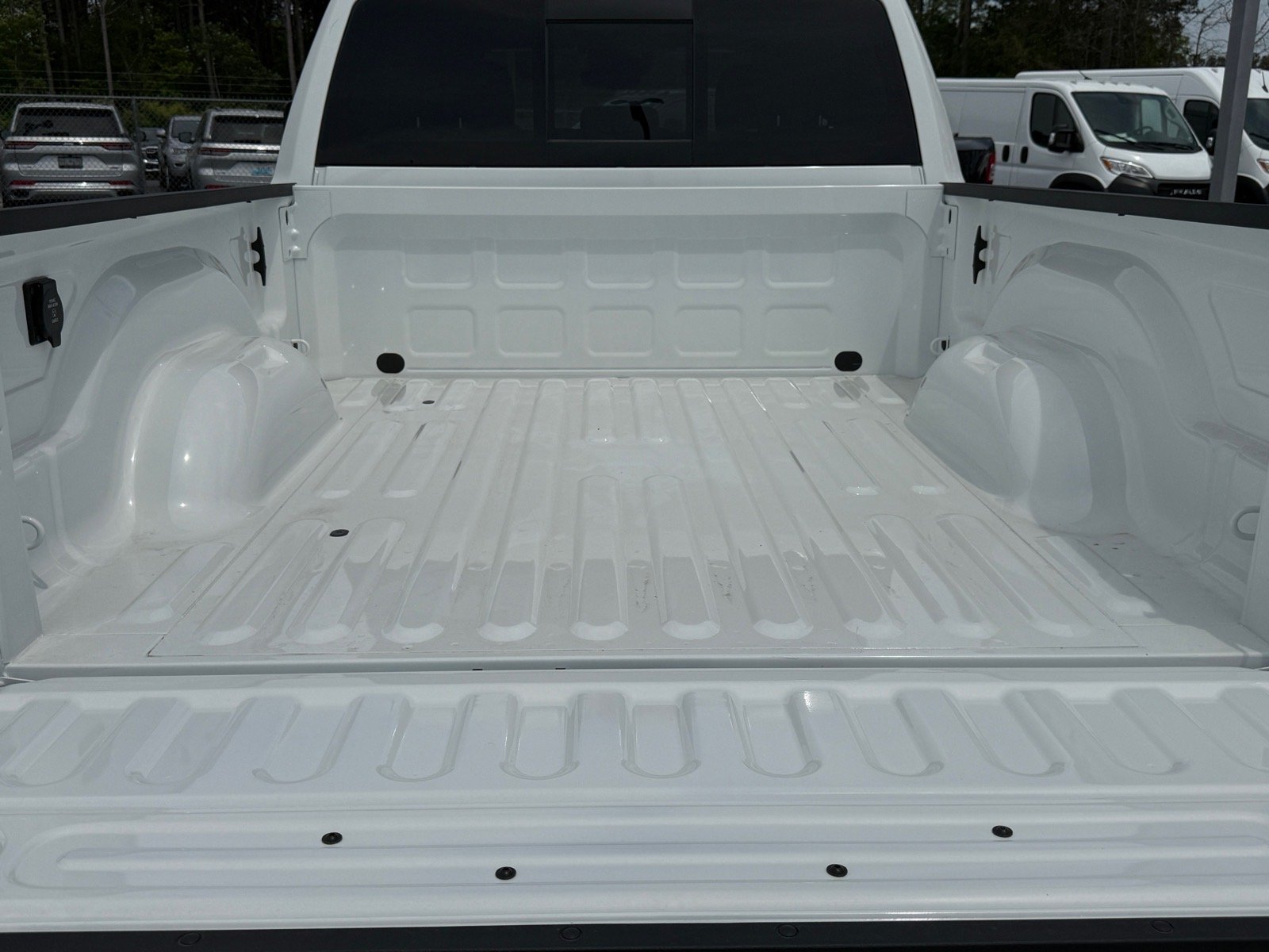 New 2026 Bright White Clear-Coat Exterior Paint RAM Big Horn Crew Cab 4x4 6