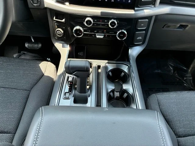 New 2026 Agate Black Metallic Ford XLT image 12