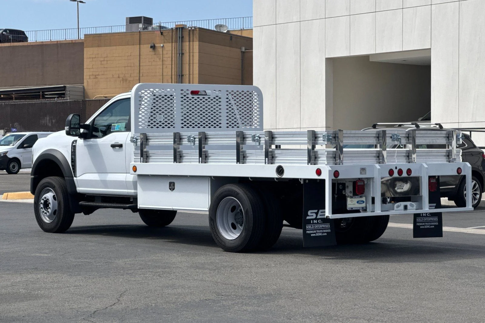 2026 Ford F-600 Super Duty Chassis Cab XL - Photo 5