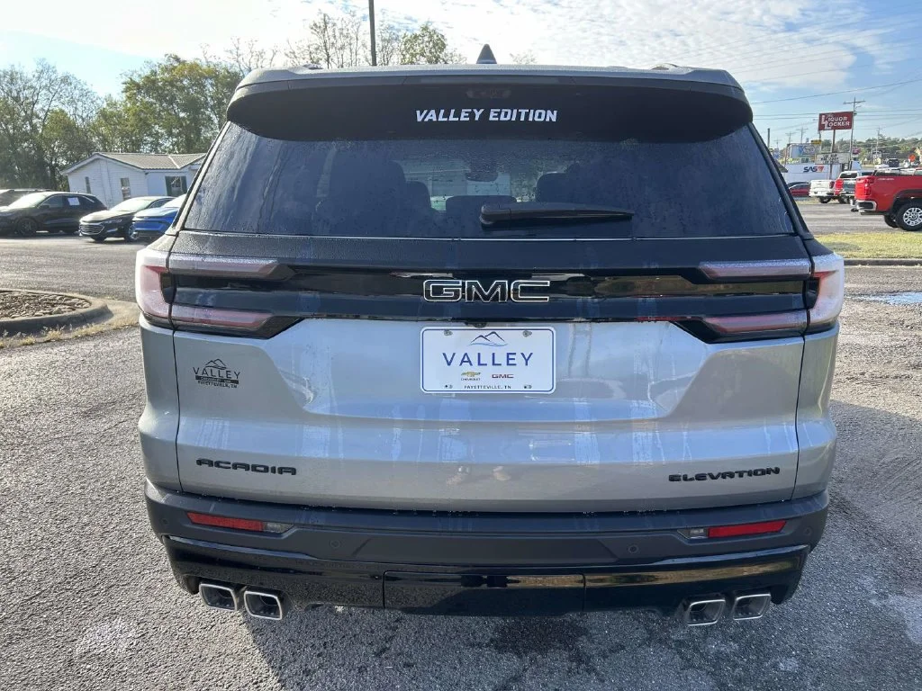 New 2027 Sterling Metallic GMC Elevation image 5